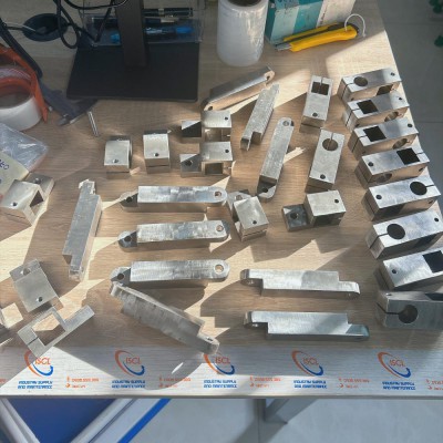 Thanh nối, Inox 304… cắt dây, taro / Connection bar, SS304, wire cutting, thread tapping